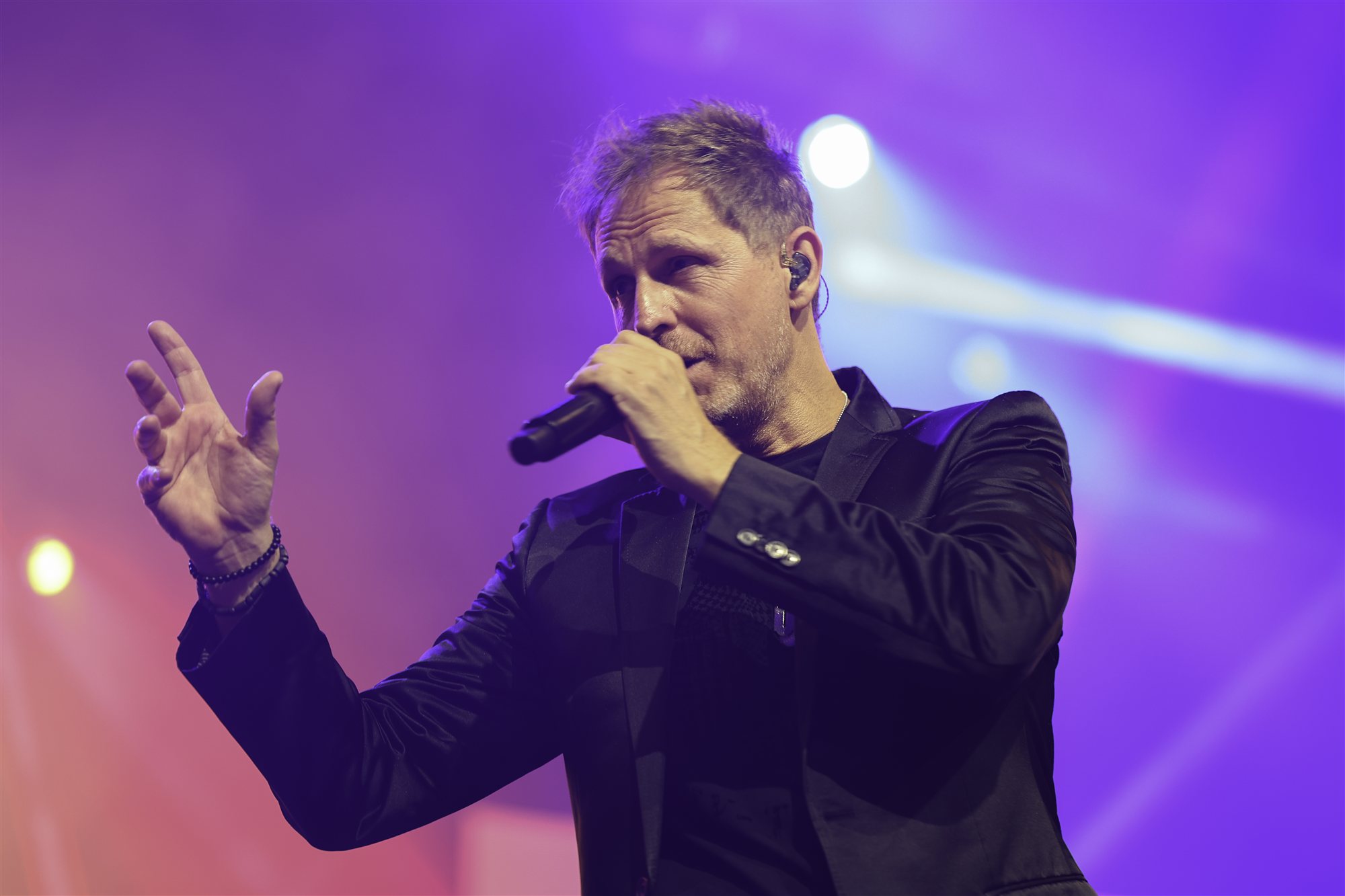 Jörg Bausch singt live